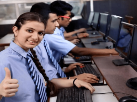 नजदीकी कंप्यूटर क्लासेज़ – सही कोर्स कैसे चुनें?