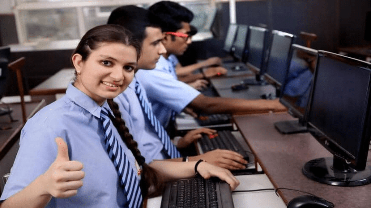 नजदीकी कंप्यूटर क्लासेज़ – सही कोर्स कैसे चुनें?
